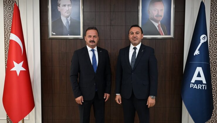 Tahir Keskinkılıç, Anahtar Parti’de Teşkilatlardan Sorumlu Genel Başkan Yardımcısı Oldu