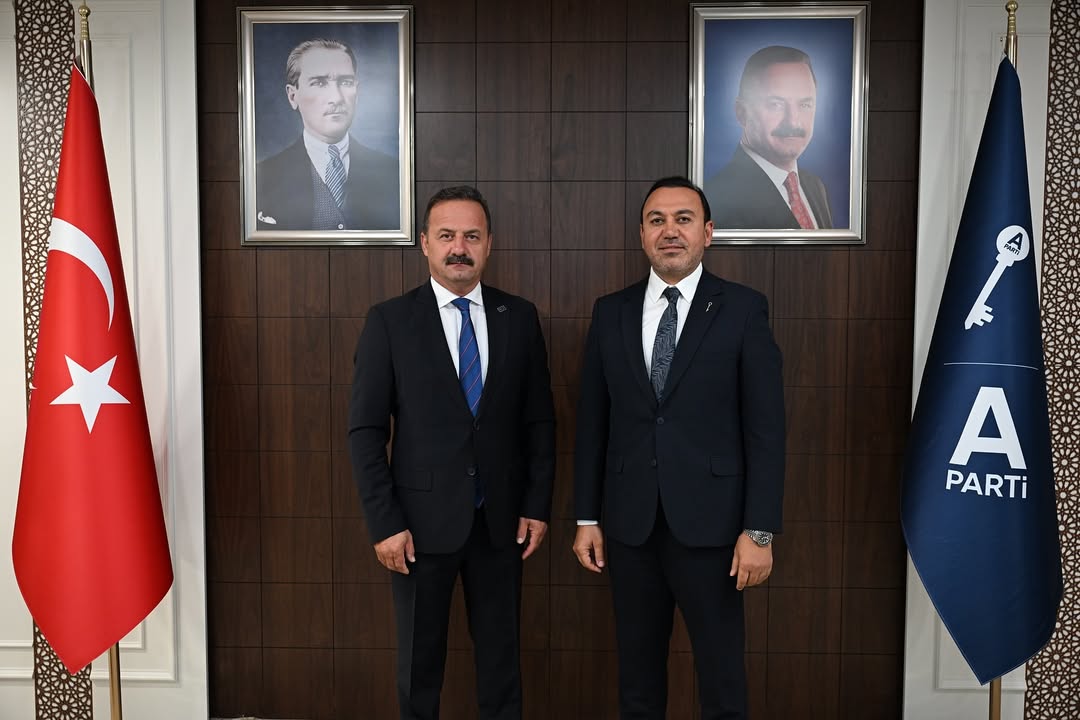 Tahir Keskinkılıç, Anahtar Parti’de Teşkilatlardan Sorumlu Genel Başkan Yardımcısı Oldu